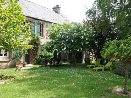 Holiday Home Les Londes Crouay france