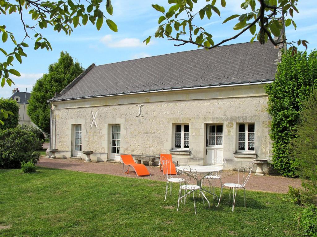 Maison de vacances Holiday Home Les Mailloches - REE100 , 37140 Restigné