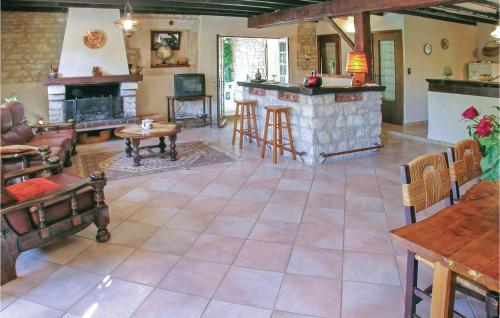 Holiday Home Les Nouelles Les Magnils france