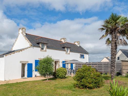 Holiday Home Les palmiers Saint-Philibert france