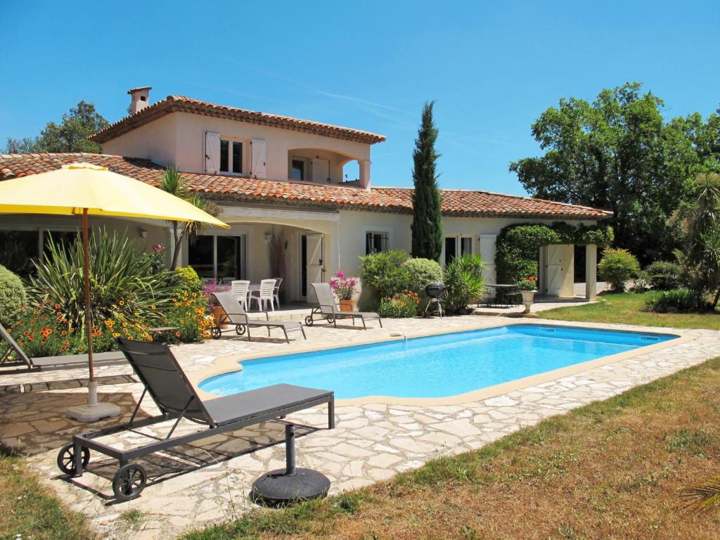 Maison de vacances Holiday Home Les Piboules - LLI150 , 83440 Callian