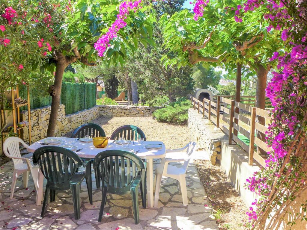 Maison de vacances Holiday Home Les Romarines-6 , 11430 Gruissan