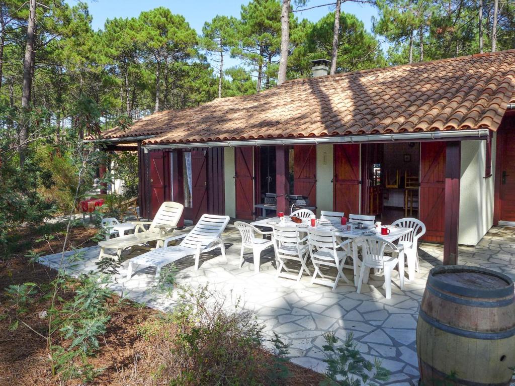 Maison de vacances Holiday Home Les Sylvaines , 33121 Carcans