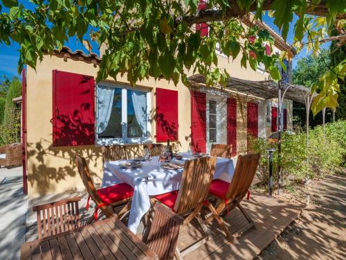 Maison de vacances Holiday Home Mas de L'Oulivier  Roussillon