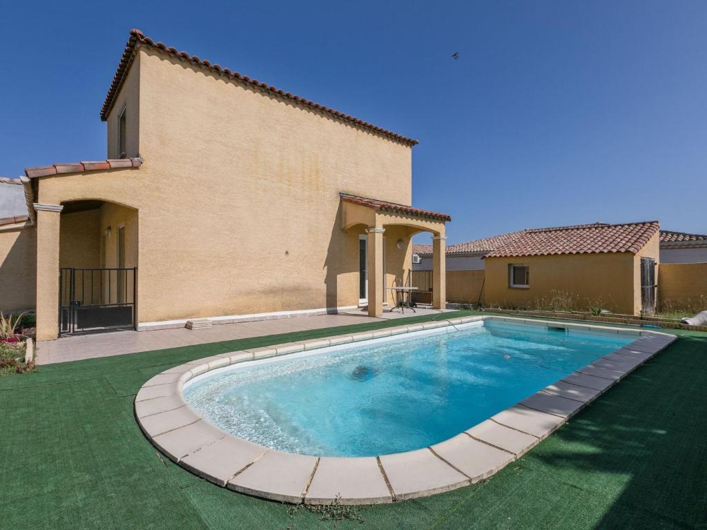 Maison de vacances Holiday home near the beach with private pool , 34850 Pinet