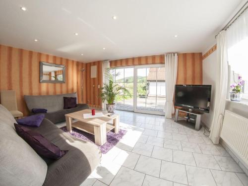 Holiday home near the Rennsteig in the Thuringian Forest with garden and terrace Emsetal allemagne