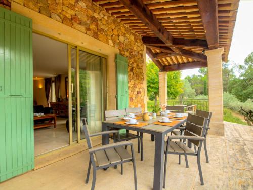 Maison de vacances Holiday Home Patifiage  Le Barroux