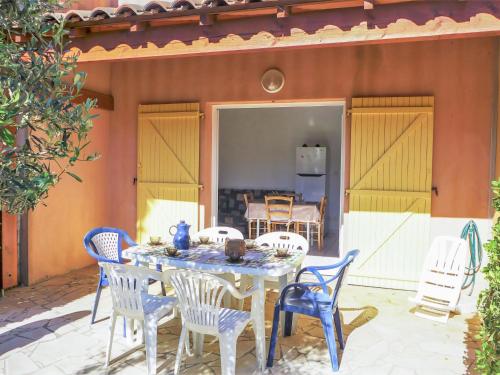 Maison de vacances Holiday Home Plein Sud  Narbonne-Plage