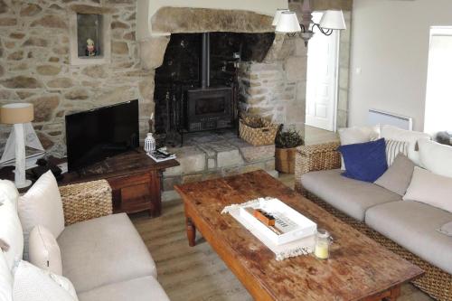 Holiday Home Plougasnou - BRE05101b-F Plougasnou france