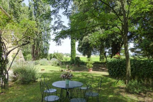 holiday home, Pont-Saint-Esprit Pont-Saint-Esprit france