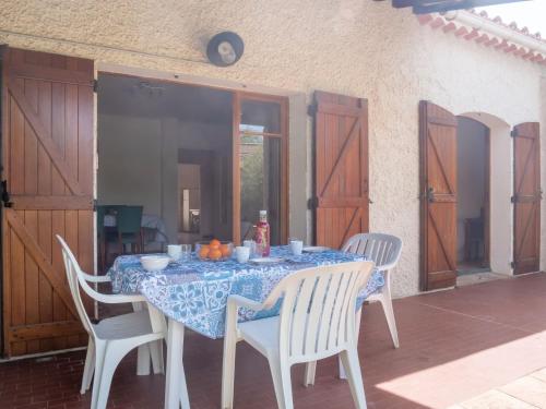 Holiday Home Provence Parc Saint-Cyr-sur-Mer france