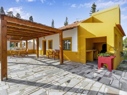 Maison de vacances Holiday Home Quinta de Santa Emilia - V1  São Martinho