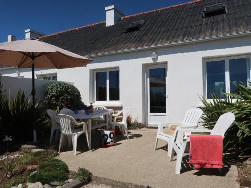 Holiday Home Rendez-vous à la plage - PZV101 Plozévet france