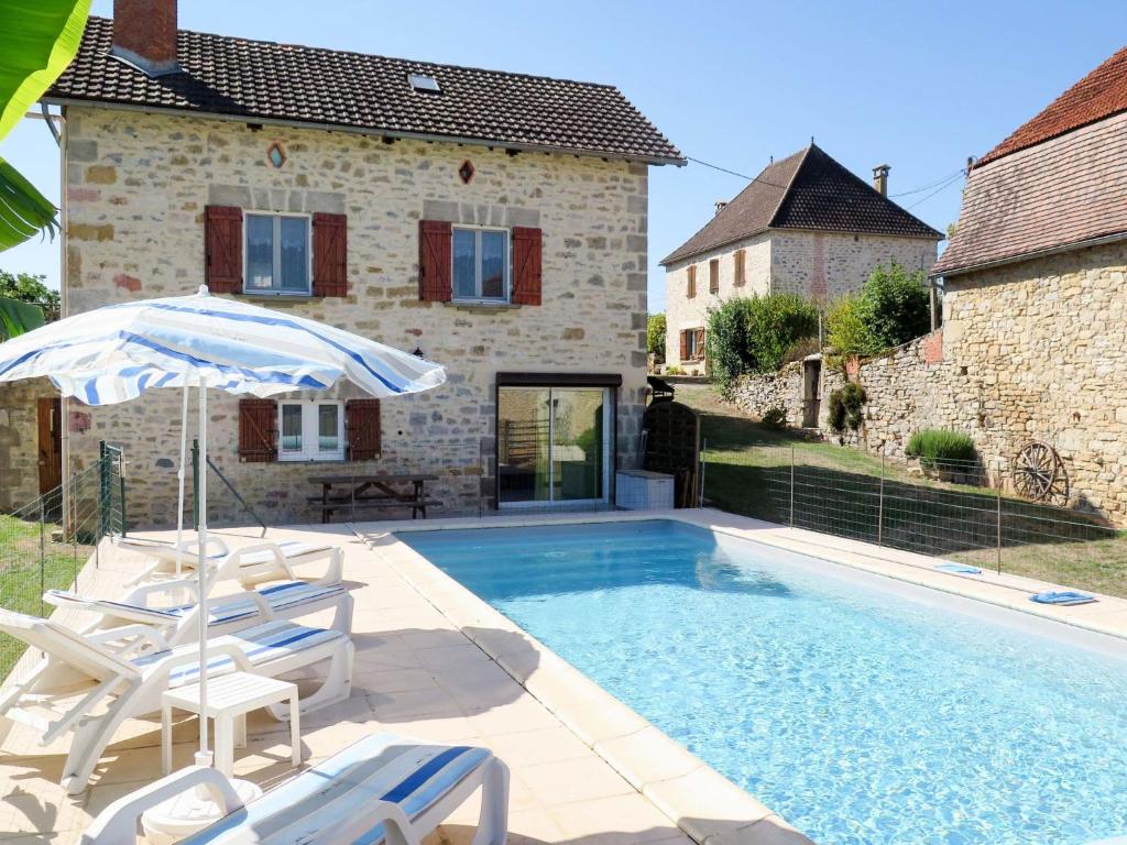 Maison de vacances Holiday Home Sarrouil - LBS100 , 40630 Loubressac