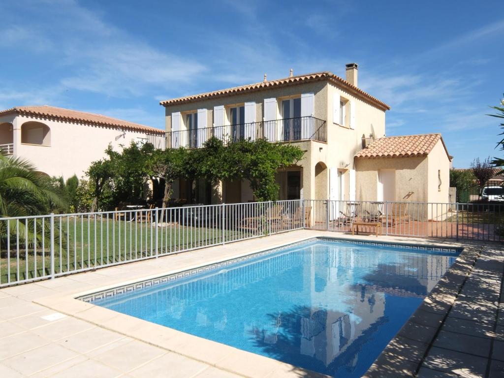 Maison de vacances Holiday Home Villa Brigantin , 66700 Plage dʼArgelès