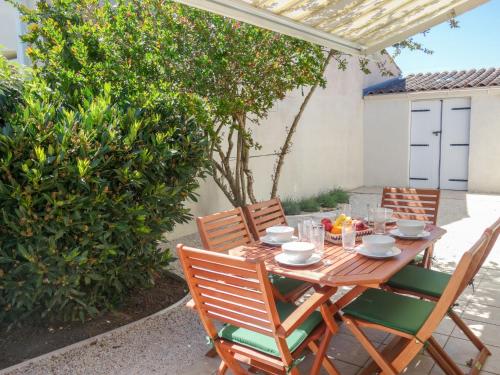 Holiday Home Villa Languedoc Saint-Palais-sur-Mer france