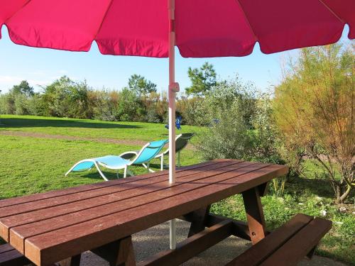 Holiday Home Village des Dunes - CEZ310 Créances france