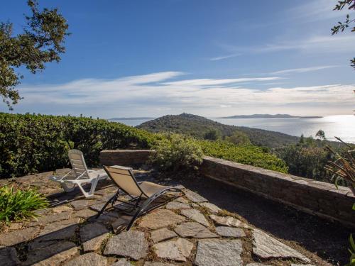 Maison de vacances Holiday Home Village Les Fourches  Cabasson
