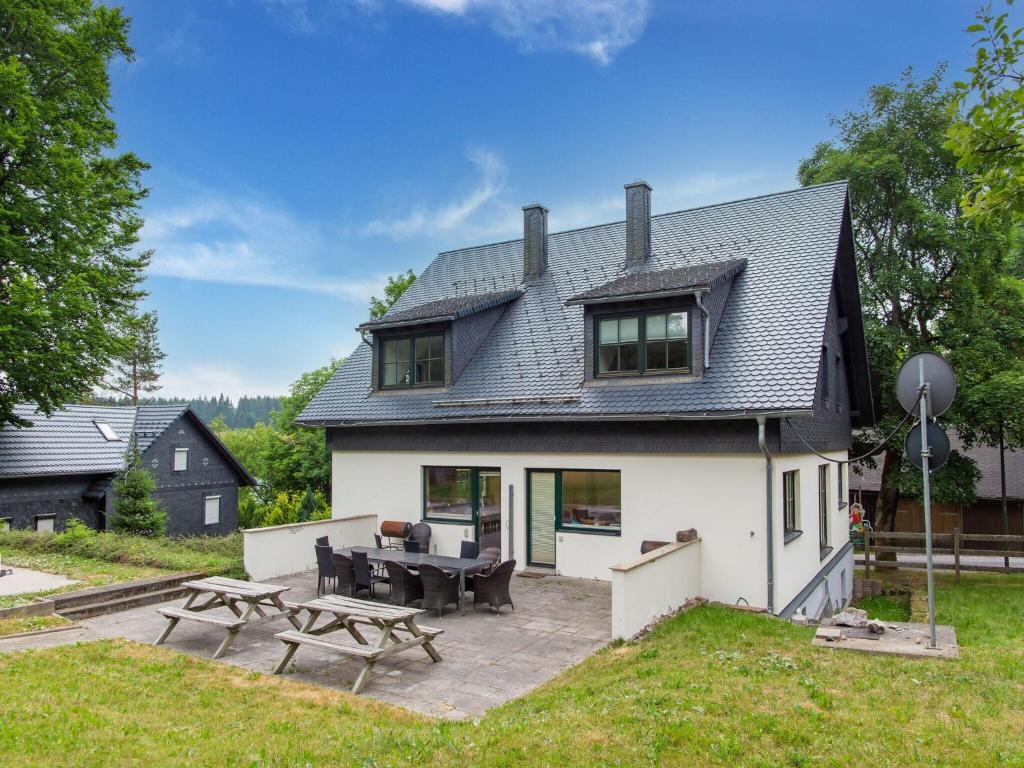 Maison de vacances Holiday home with garden and terrace in the beautiful Thuringian Forest , 98749 Eisfeld