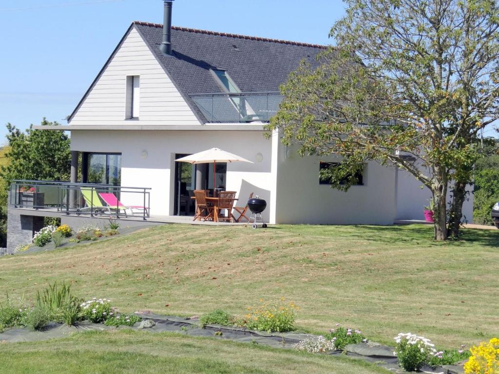 Maison de vacances Holiday home with sea views, St Nic , 29550 Saint-Nic