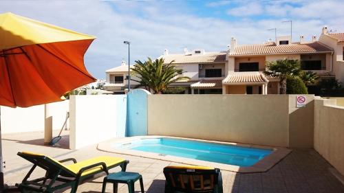 Maison de vacances Holiday House Rua Garcia da Orta Lots G 12B Albufeira