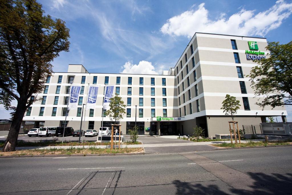 Hôtel Holiday Inn Express - Darmstadt, an IHG Hotel Dornheimer Weg 7, 64293 Darmstadt