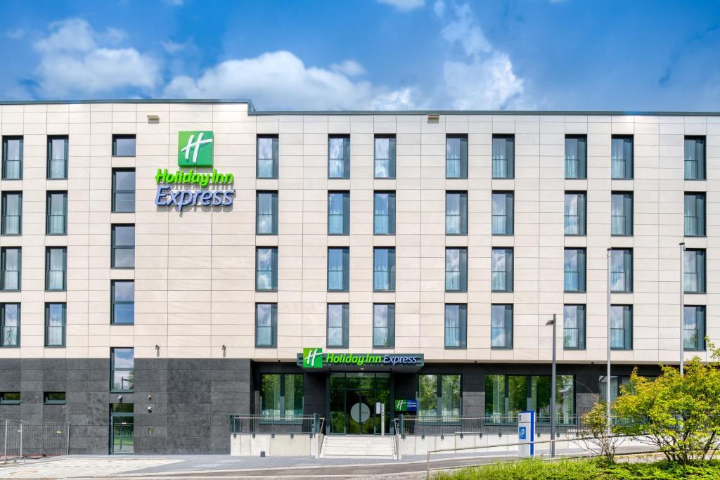 Hôtel Holiday Inn Express - Fulda, an IHG Hotel Bardostrasse 4, 36041 Fulde