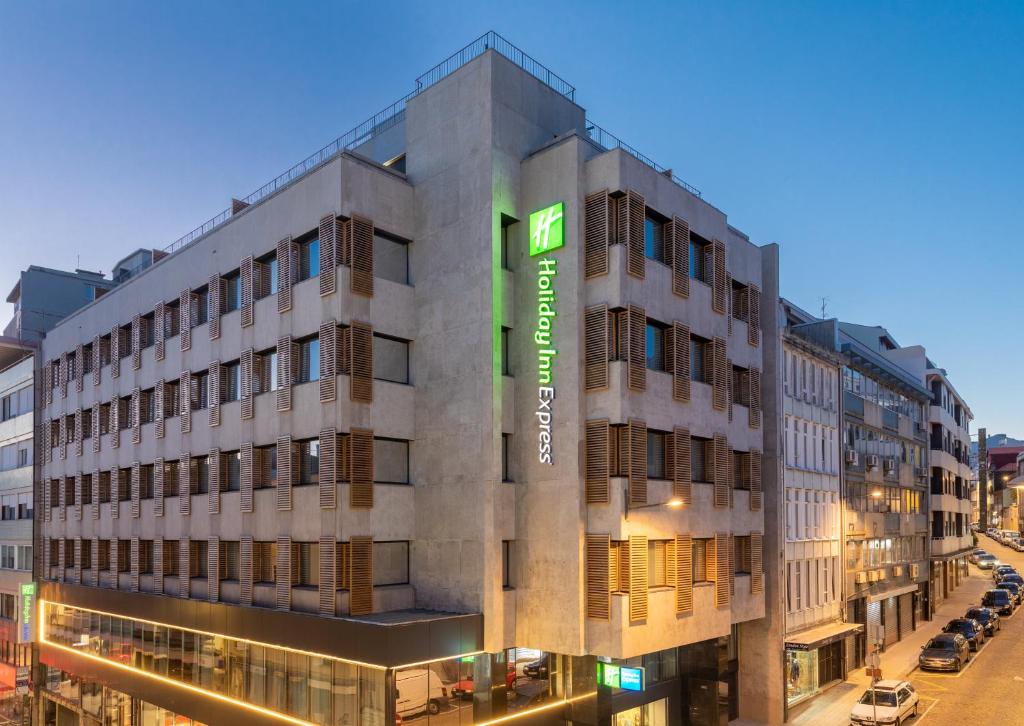 Hôtel Holiday Inn Express Porto City Centre, an IHG Hotel Rua de Santa Catarina 661 e 663, 4000-454 Porto