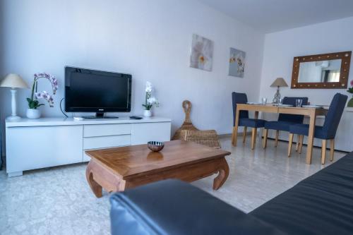 Holidays in cannes - appartement 2P - wifi - clim - parking Le Cannet france