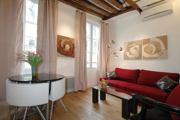 Appartement HolidaysInParis-Bourg Tibourg II 27 rue du Bourg Tibourg, 75004 Paris