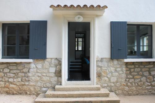 Maisons de vacances Home Cassis - Maison Les Calanques - Piscine chauffée 27 avenue des Calanques Cassis