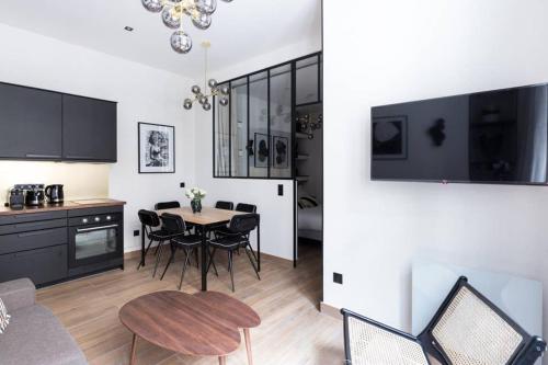 Appartement Home Suite Home Pigalle Saint-Lazare 81 Rue d'Amsterdam Paris