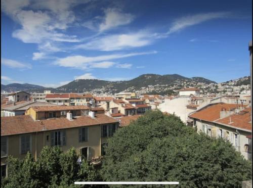 Appartement Homelivia, Lovely One bedroom flat Place GARIBALDI et PORT 6eme étage 5 Rue Cassini Nice