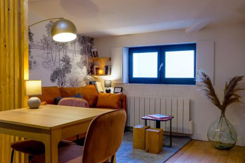 Appartement HONORÊ - Suite Terracotta Étage 6 8 Rue de la Poulaillerie Lyon