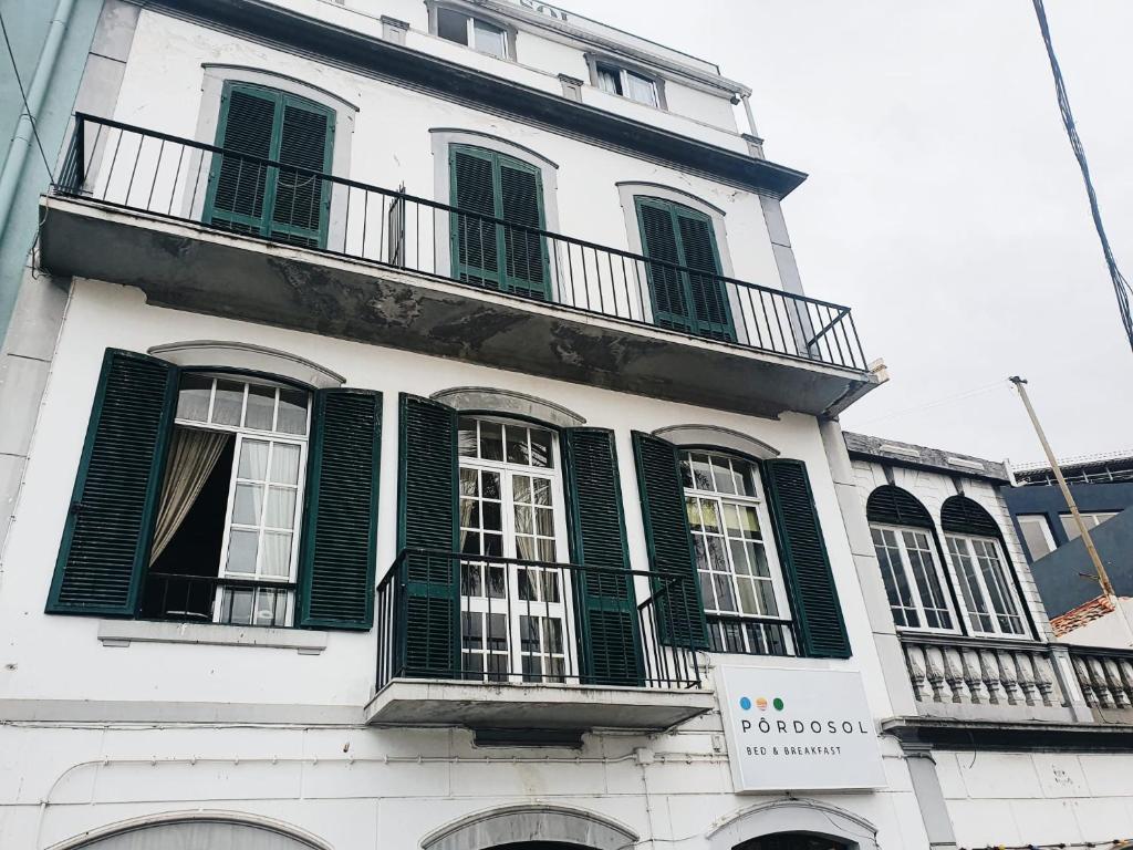 Maison d'hôtes Hospedaria Pôr do Sol Calçada Da Cabouqueira, 48, 9000-171 Funchal