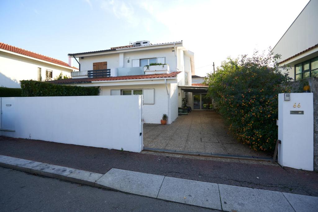 Maison d'hôtes host in olivença 66 Rua de Olivença, 4760-130 Vila Nova de Famalicão