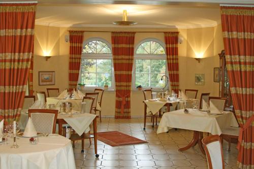 Hôtel Hostellerie Bacher Limbacherstraße 2 Neunkirchen