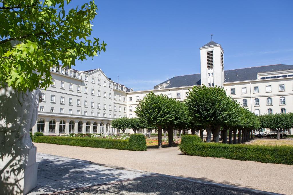 Hôtel Hostellerie Bon Pasteur 18 rue Marie-Euphrasie Pelletier, 49100 Angers