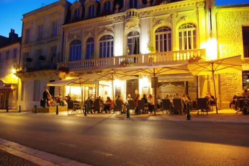 Hostellerie du Coq d'Or Jonzac france