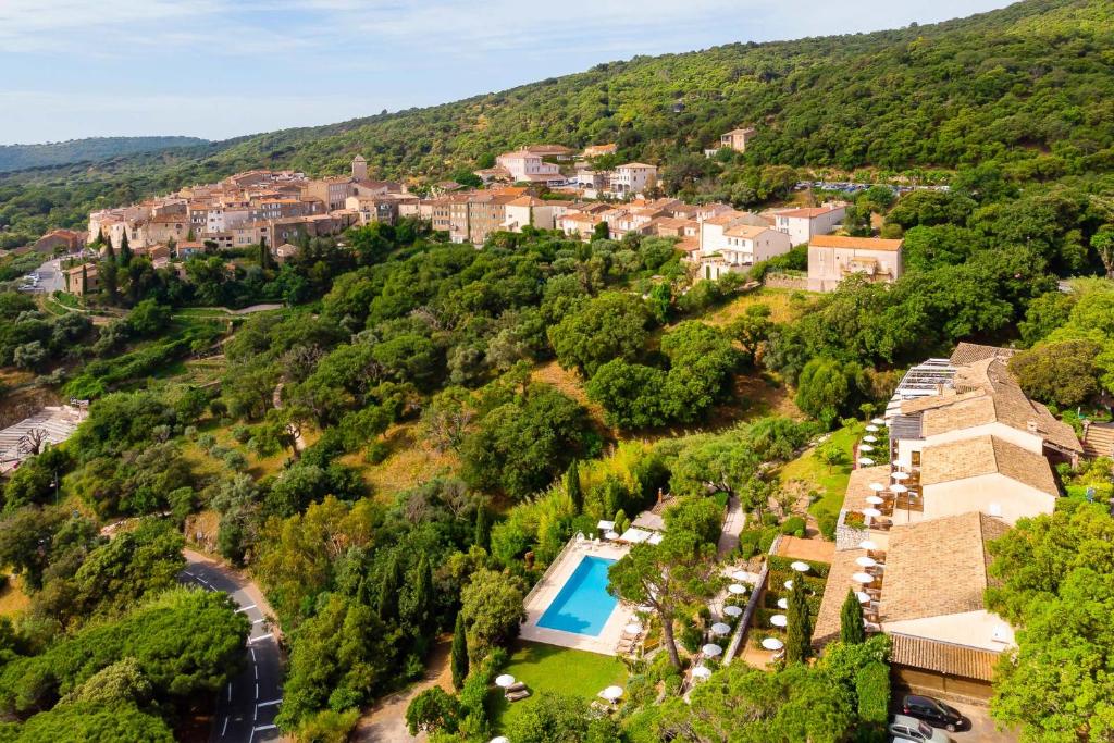 Hôtel Hostellerie Le Baou Avenue Gustave Etienne, 83350 Ramatuelle