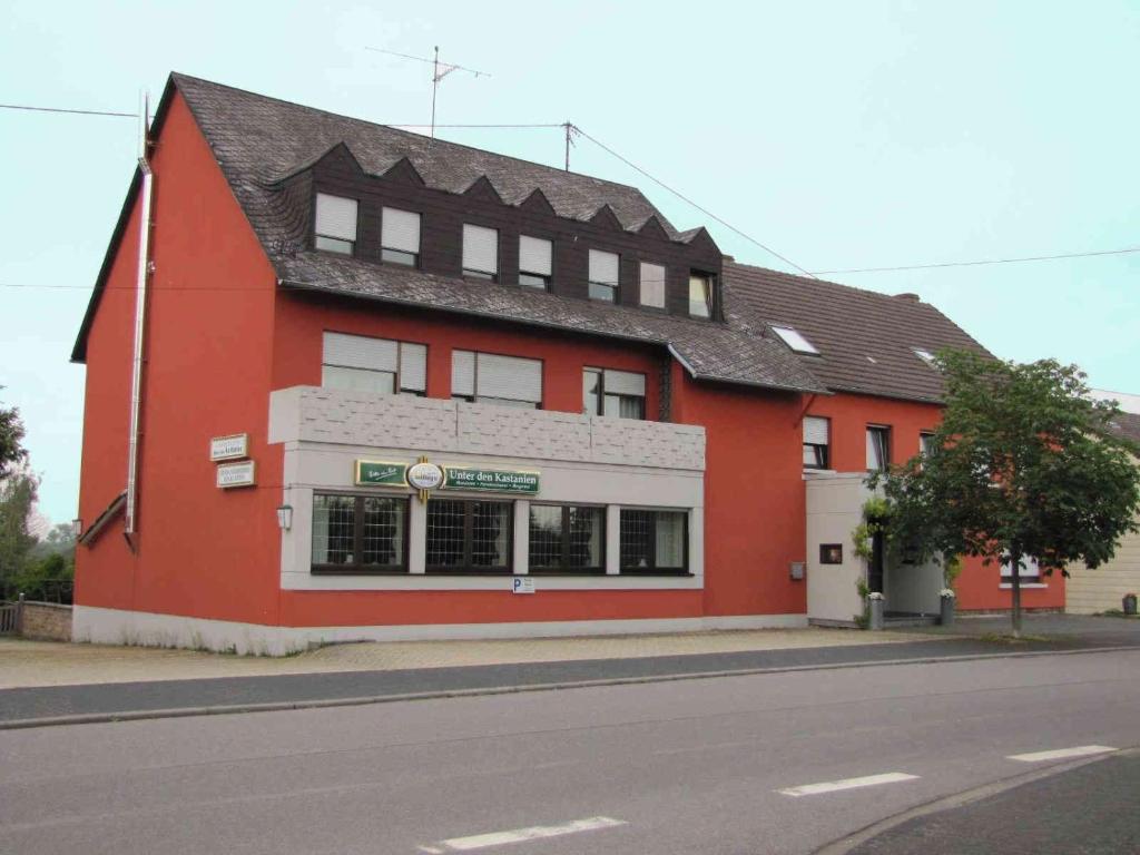 \ 11 Kastanienallee, 54662 Speicher