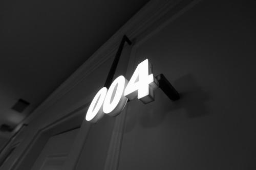2H Horizon Hotel