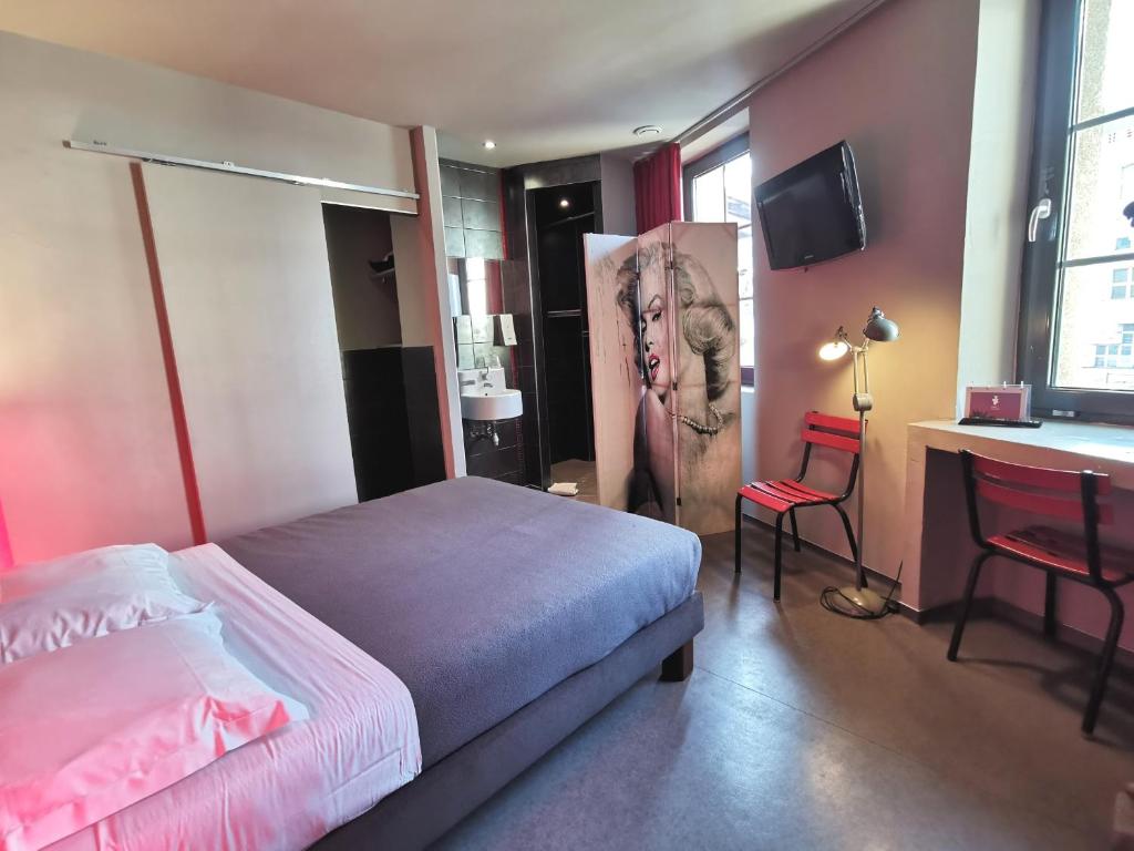 7Art Hotel 23 Rue Maréchal Joffre, 06400 Cannes