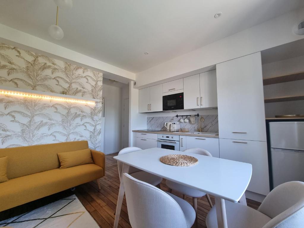 8 VILLAS Hotel & Bistrô 4780-554 Santo Tirso