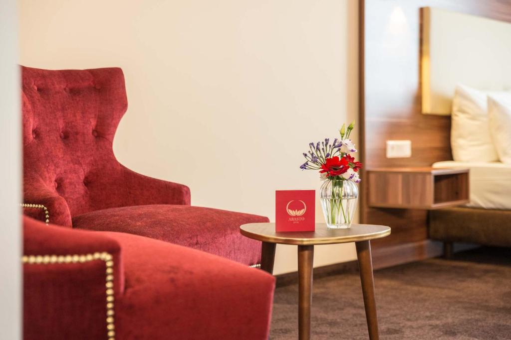 Abasto Hotel & Spa Maisach Max-Rappenglitz-Ring 1-3, 82216 Maisach