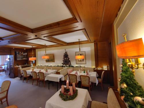 Hotel Adler Lichtenstein/ Baden Wurttemberg allemagne