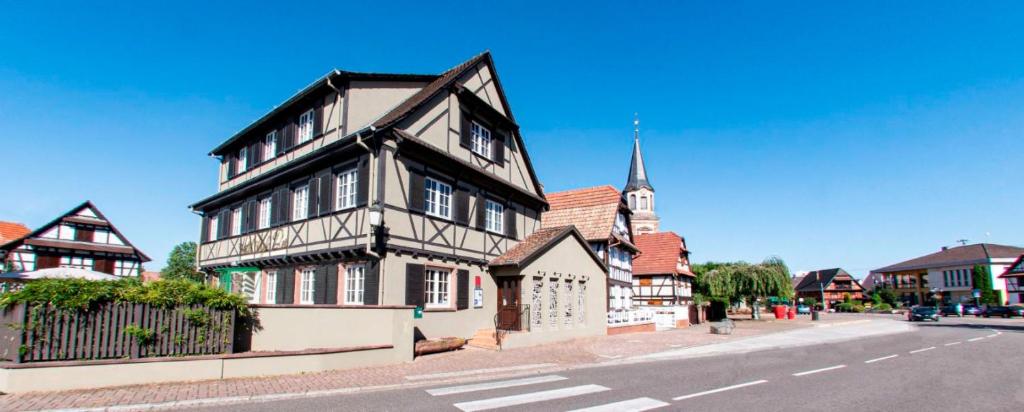 Hôtel Aigle d'Or - Strasbourg Nord 5, rue de la Wantzenau 67116 Reichstett