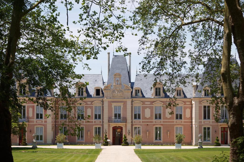Hôtel Alexandra Palace - La Maison Younan Lieu dit Le Petit Chêne 79310 Mazières-en-Gâtine