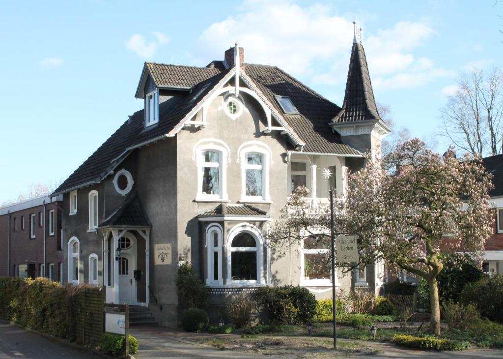 Alleehotel-Eschen Esenser Strasse 76, 26603 Aurich