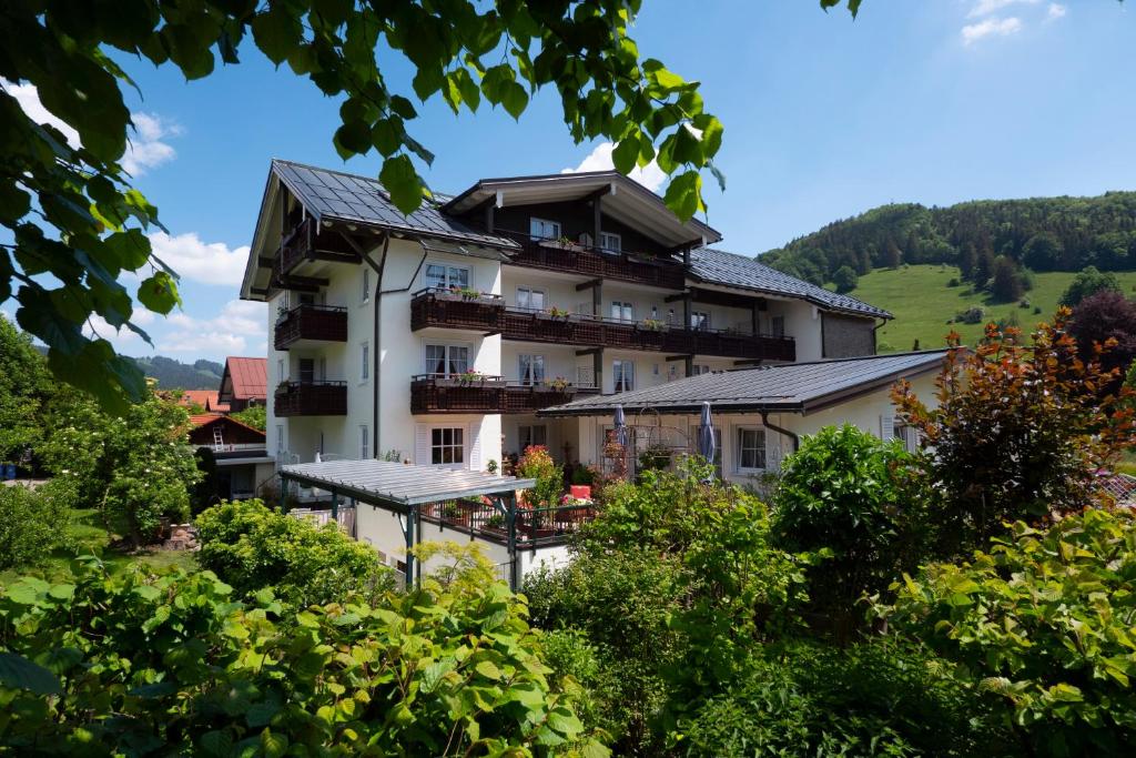 Hôtel Hotel Allgäuer Hof Kalzhofer Straße 19, 87534 Oberstaufen